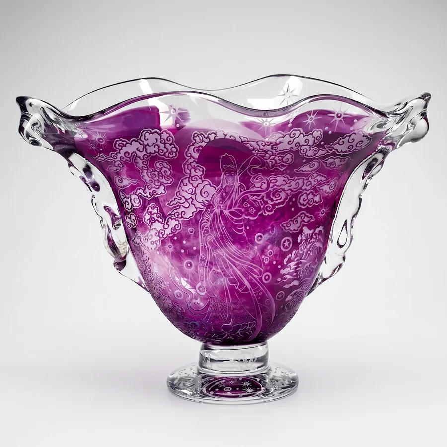 Plate XVIII from Compassion, a glass artwork by Trish Duggan