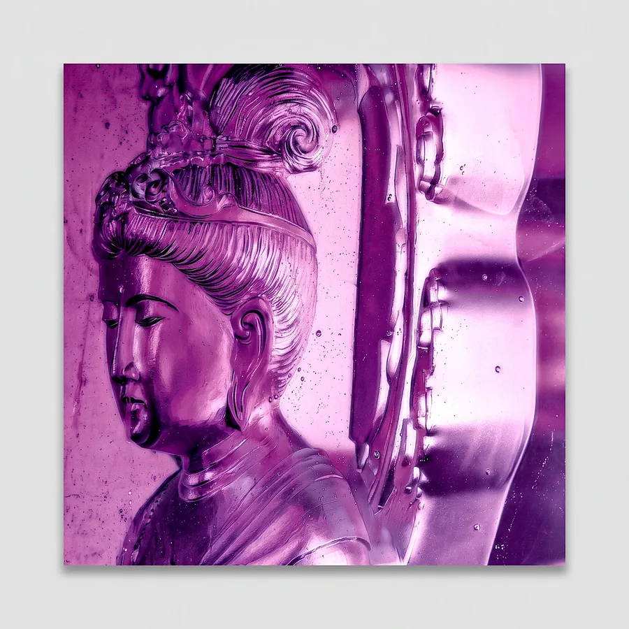 Plate XXXV from Compassion, a glass artwork by Trish Duggan