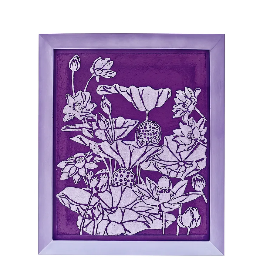 Plate XLI from Compassion, a glass artwork by Trish Duggan