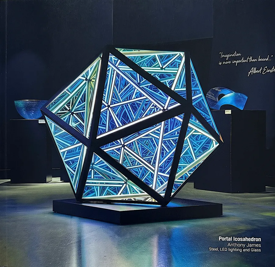 Plate I from My Reflections on Art, a glass artwork by Trish Duggan