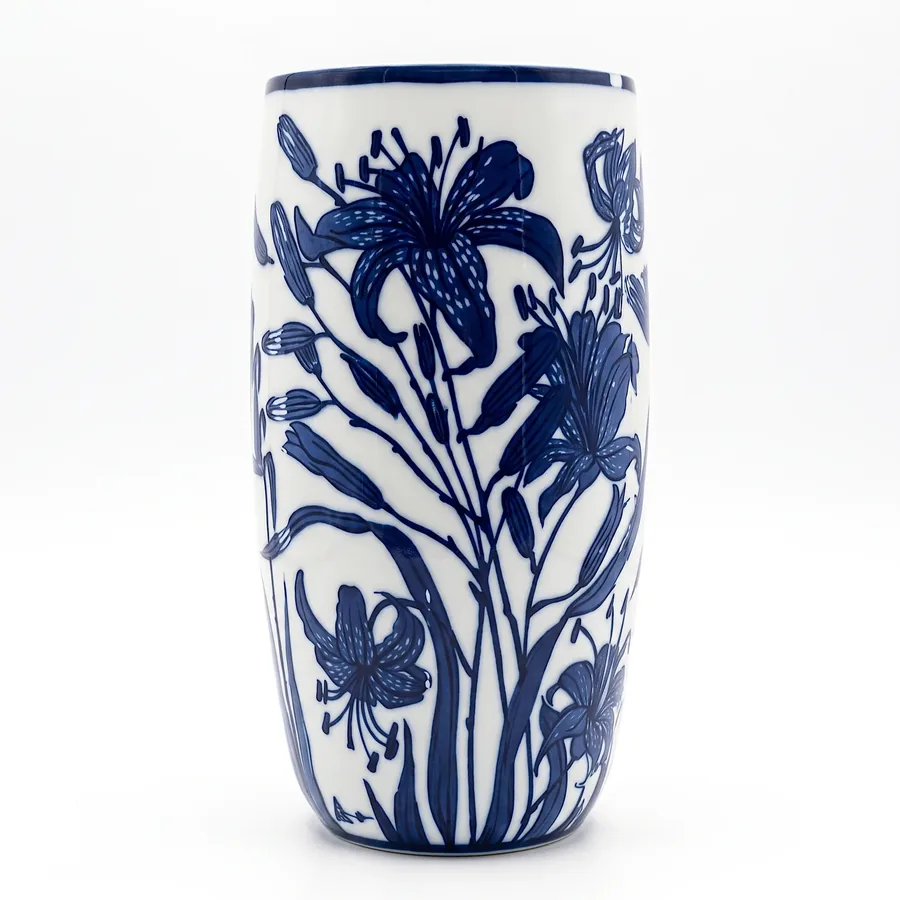 Plate XV from The Beauty of Blue, a glass artwork by Trish Duggan